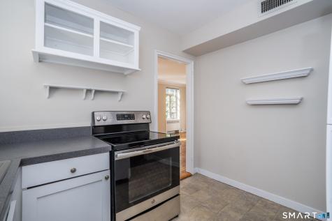 869 Farmington Avenue West Hartford CT 06119