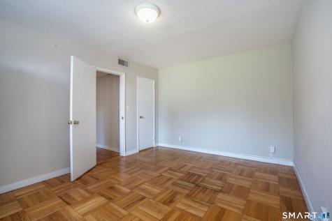 869 Farmington Avenue West Hartford CT 06119
