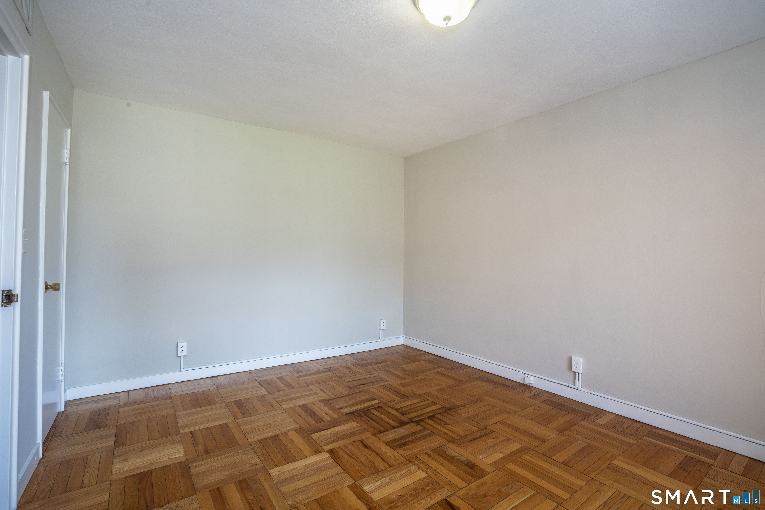869 Farmington Avenue West Hartford CT 06119