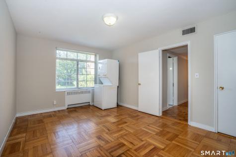 869 Farmington Avenue West Hartford CT 06119