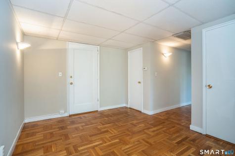 869 Farmington Avenue West Hartford CT 06119