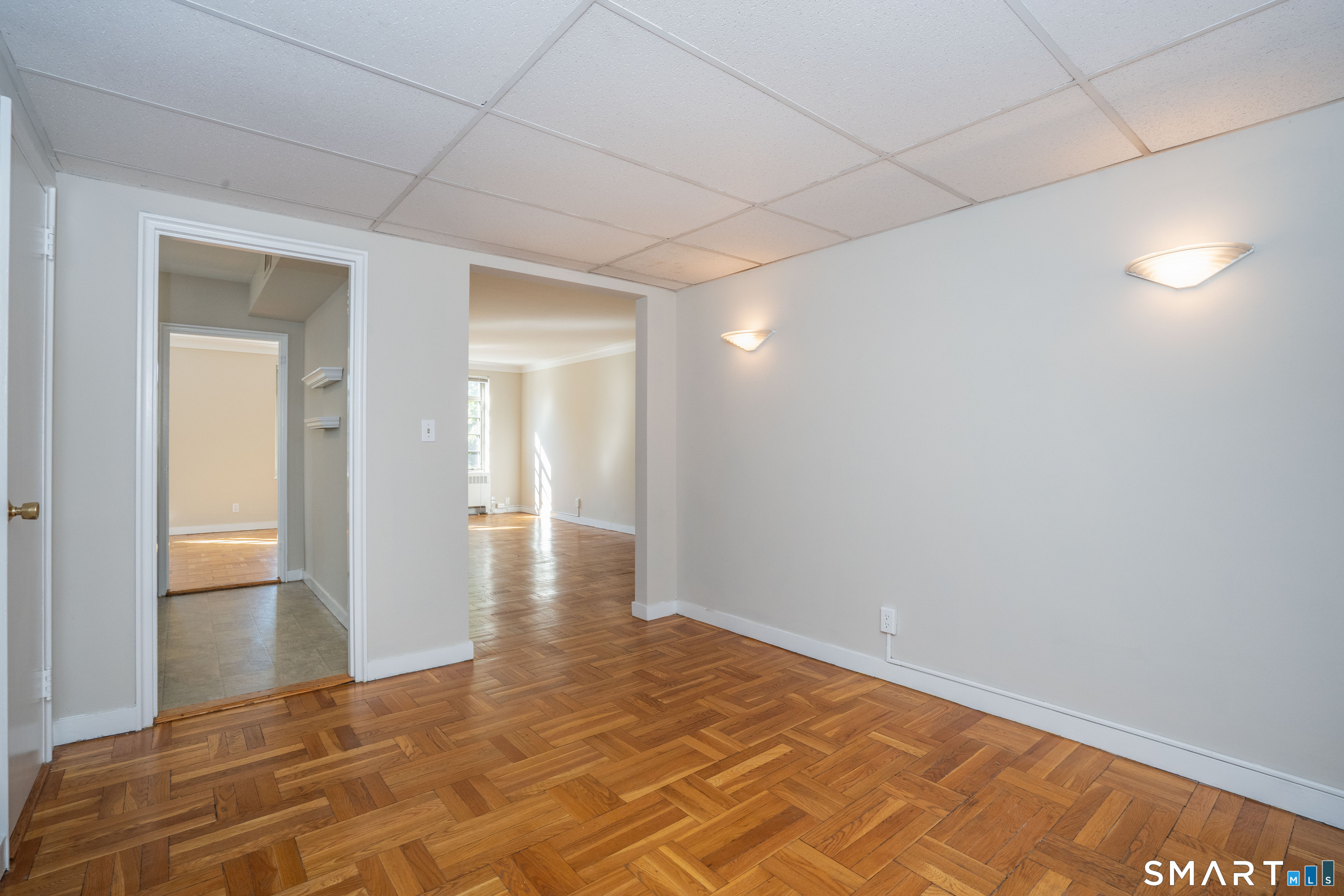 869 Farmington Avenue West Hartford CT 06119