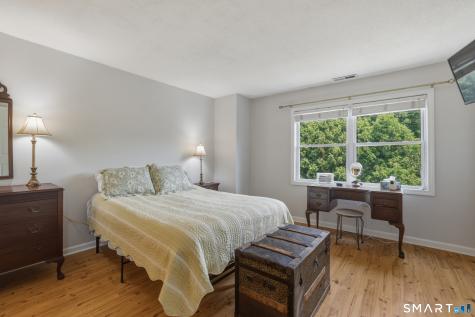 51 Brentwood Drive Wallingford CT 06492