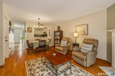 51 Brentwood Drive Wallingford CT 06492