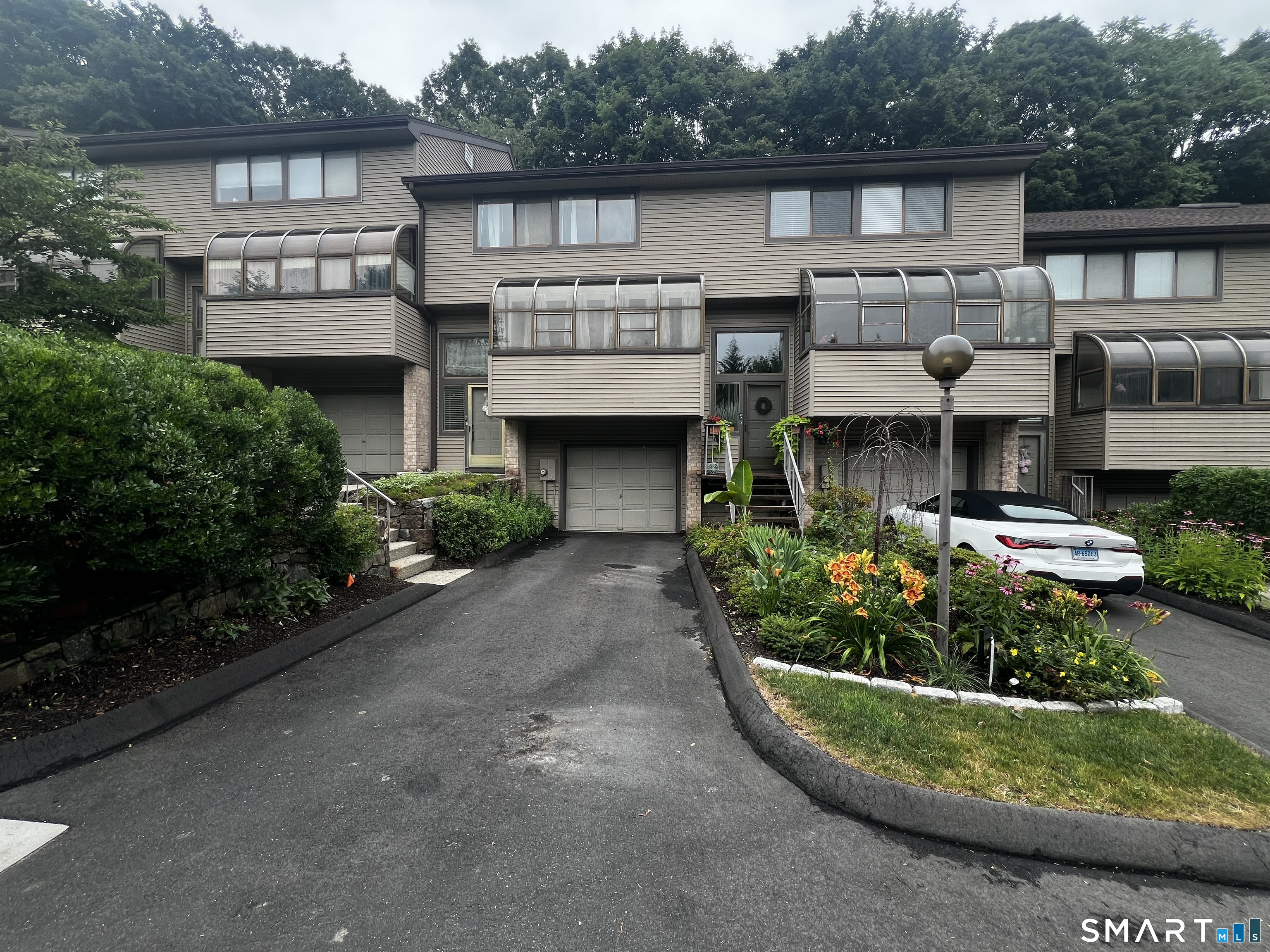 2539 Bedford Street Stamford CT 06905