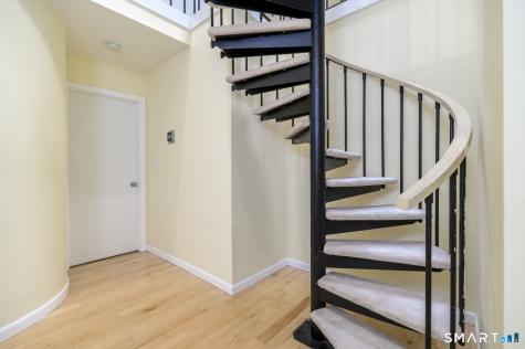 2539 Bedford Street Stamford CT 06905
