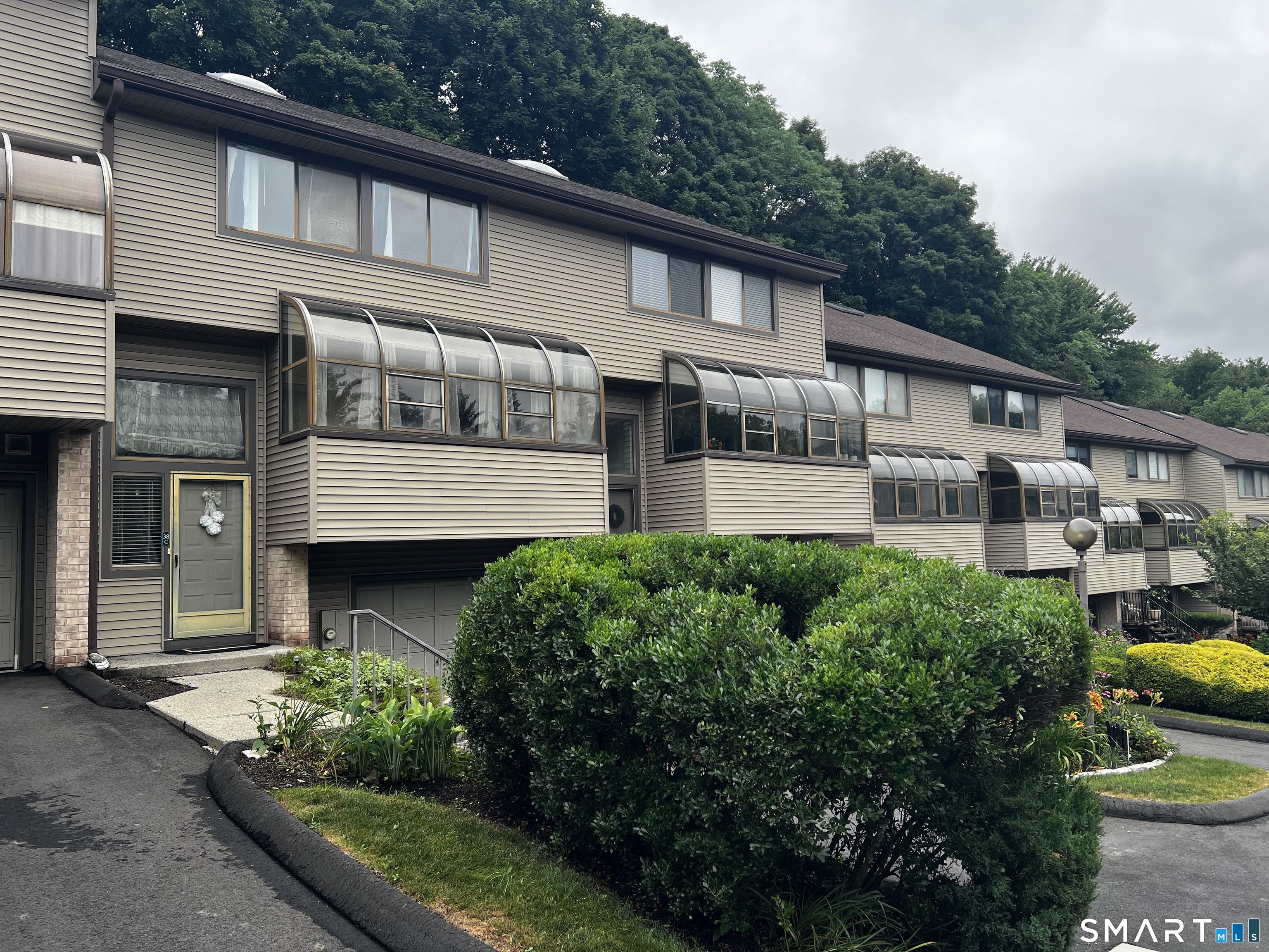 2539 Bedford Street Stamford CT 06905