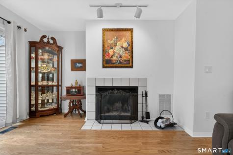 6 Lakeview Drive Branford CT 06405