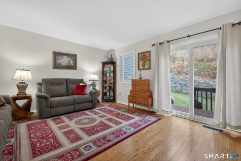 6 Lakeview Drive Branford CT 06405