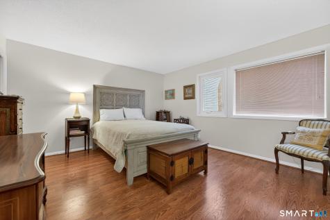 6 Lakeview Drive Branford CT 06405