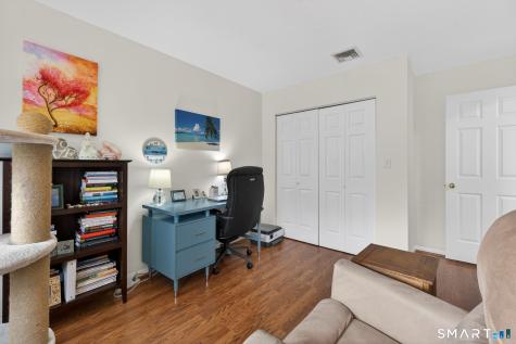 6 Lakeview Drive Branford CT 06405