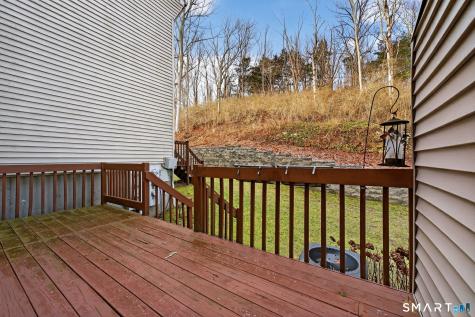 6 Lakeview Drive Branford CT 06405