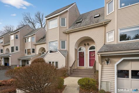 6 Lakeview Drive Branford CT 06405