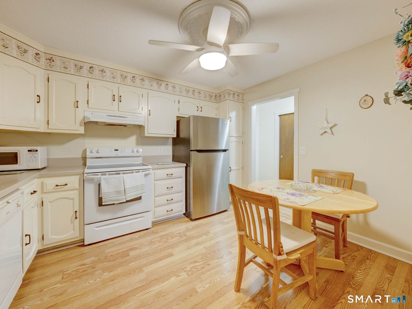 21 Hickory Hill Southington CT 06489