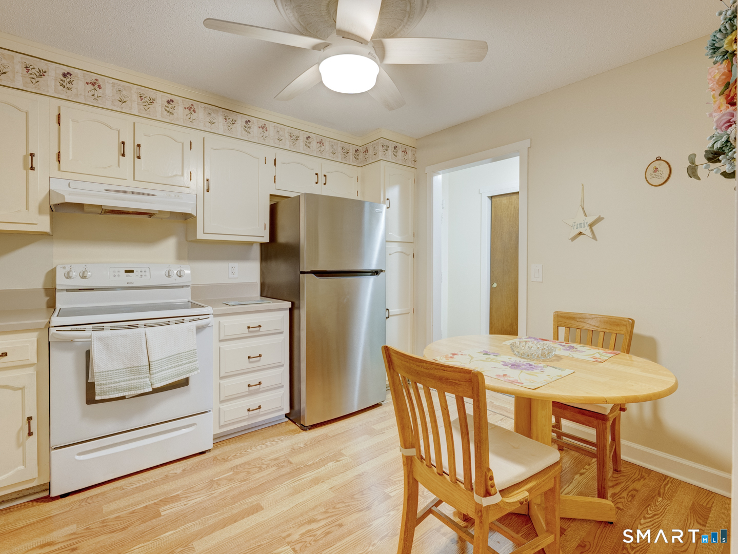 21 Hickory Hill Southington CT 06489