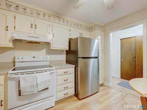 21 Hickory Hill Southington CT 06489