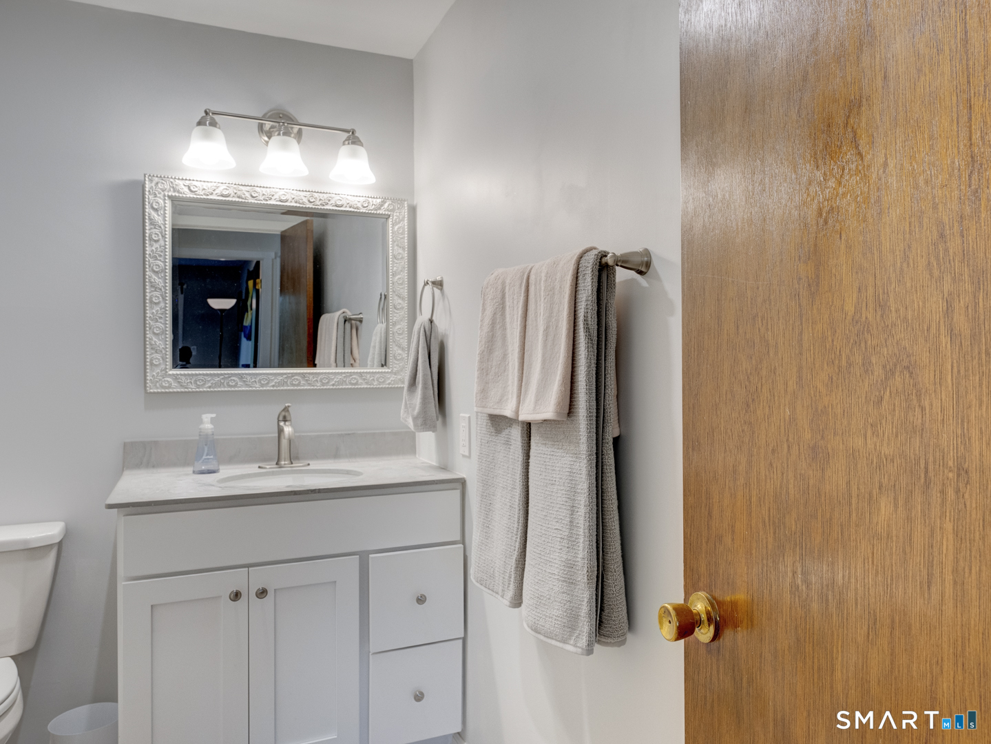 21 Hickory Hill Southington CT 06489