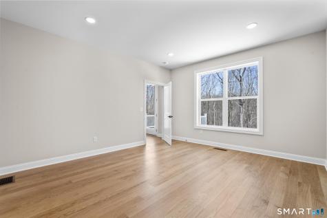 1097 St Andrews Drive Oxford CT 06478