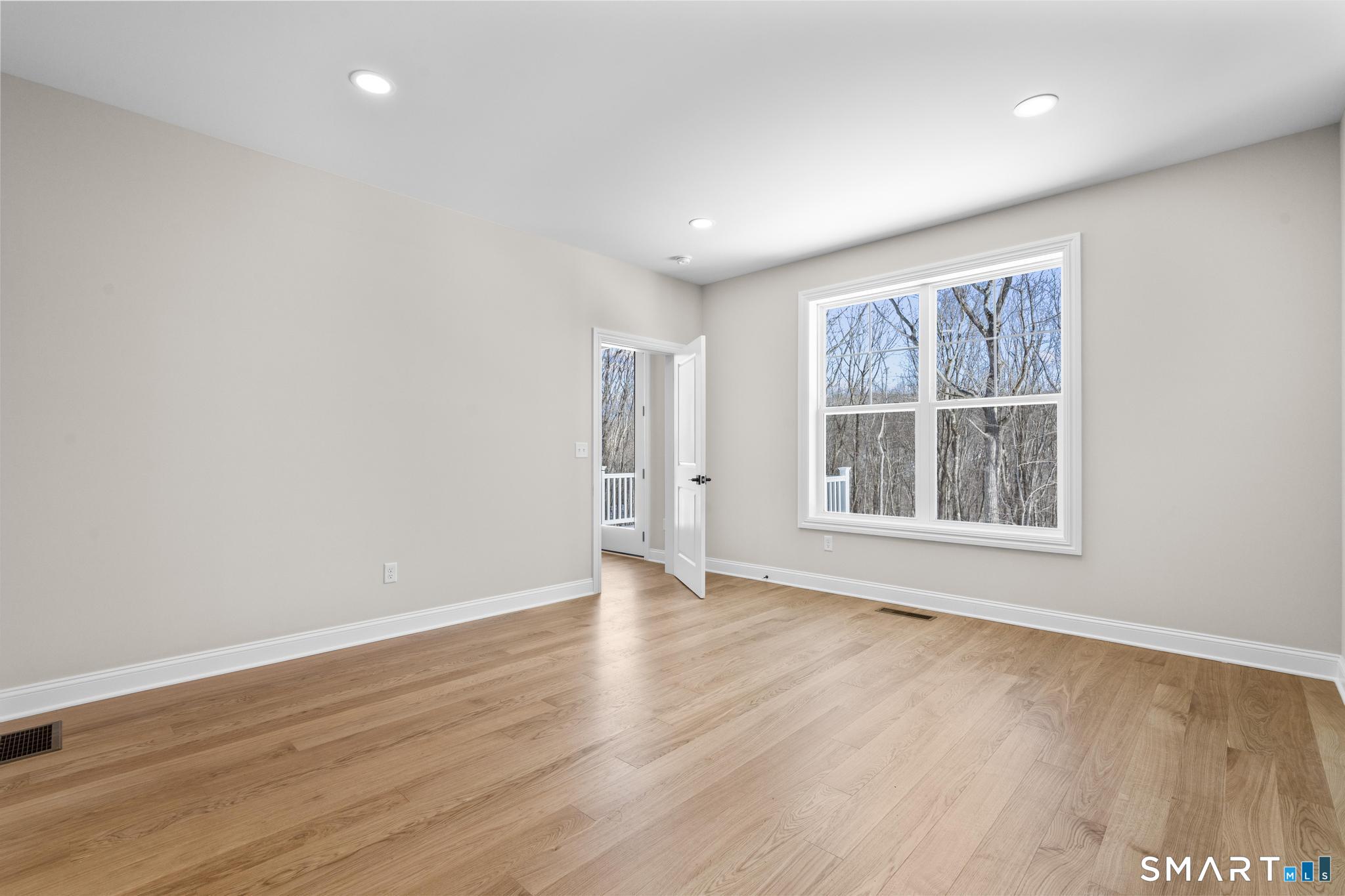 1097 St Andrews Drive Oxford CT 06478