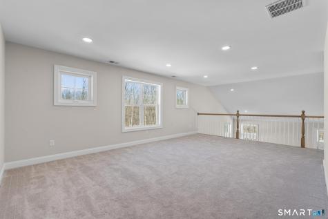 1097 St Andrews Drive Oxford CT 06478