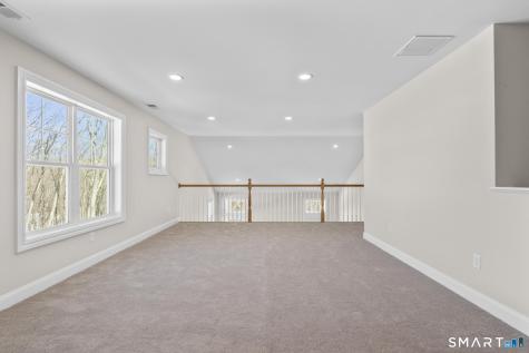 1097 St Andrews Drive Oxford CT 06478