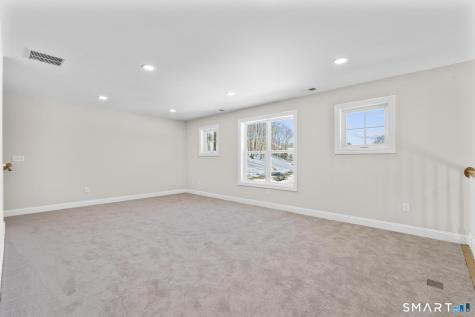 1097 St Andrews Drive Oxford CT 06478