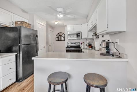 138 Shagbark Drive Derby CT 06418
