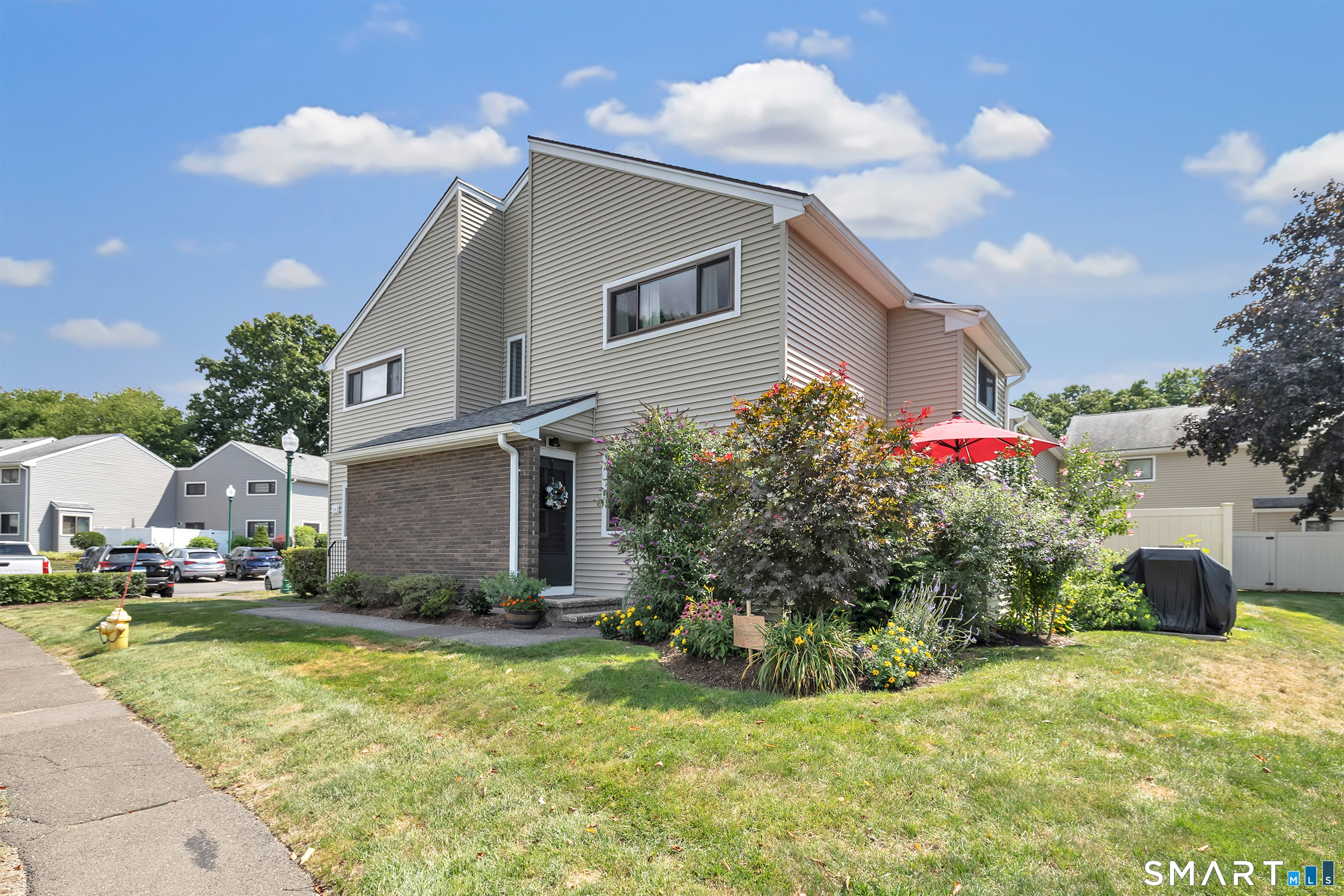 138 Shagbark Drive Derby CT 06418