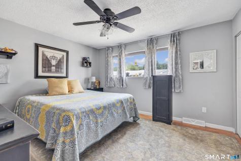 138 Shagbark Drive Derby CT 06418