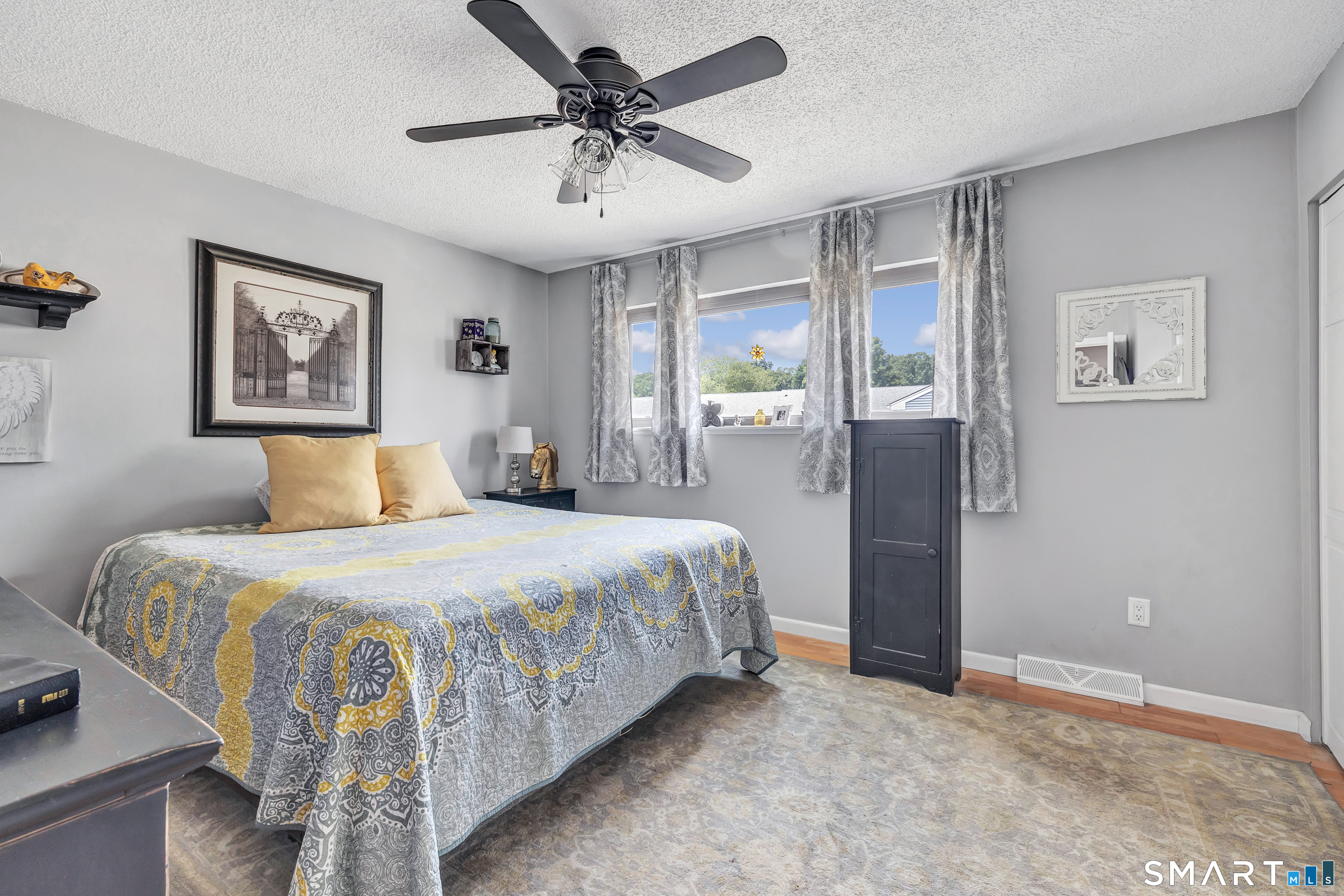 138 Shagbark Drive Derby CT 06418