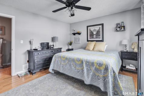 138 Shagbark Drive Derby CT 06418