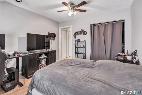 138 Shagbark Drive Derby CT 06418