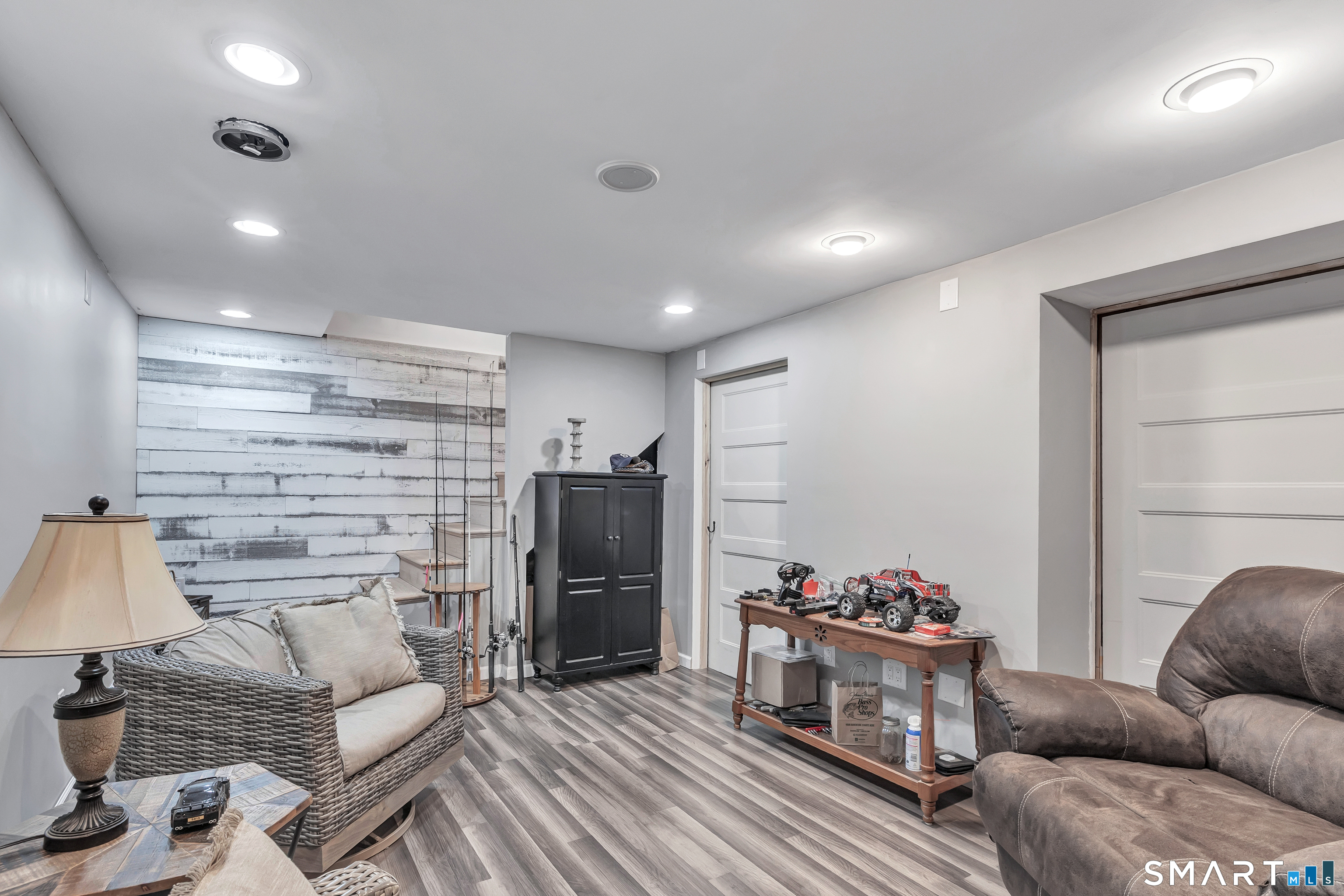 138 Shagbark Drive Derby CT 06418