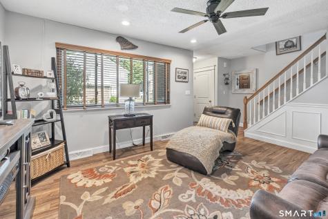 138 Shagbark Drive Derby CT 06418
