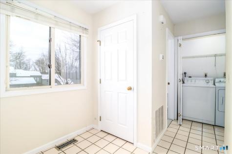 29 Ledgewood Drive Brookfield CT 06804