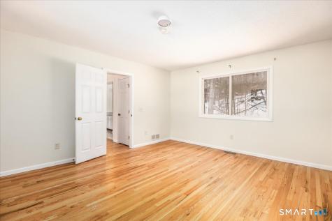 29 Ledgewood Drive Brookfield CT 06804