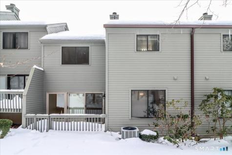 29 Ledgewood Drive Brookfield CT 06804