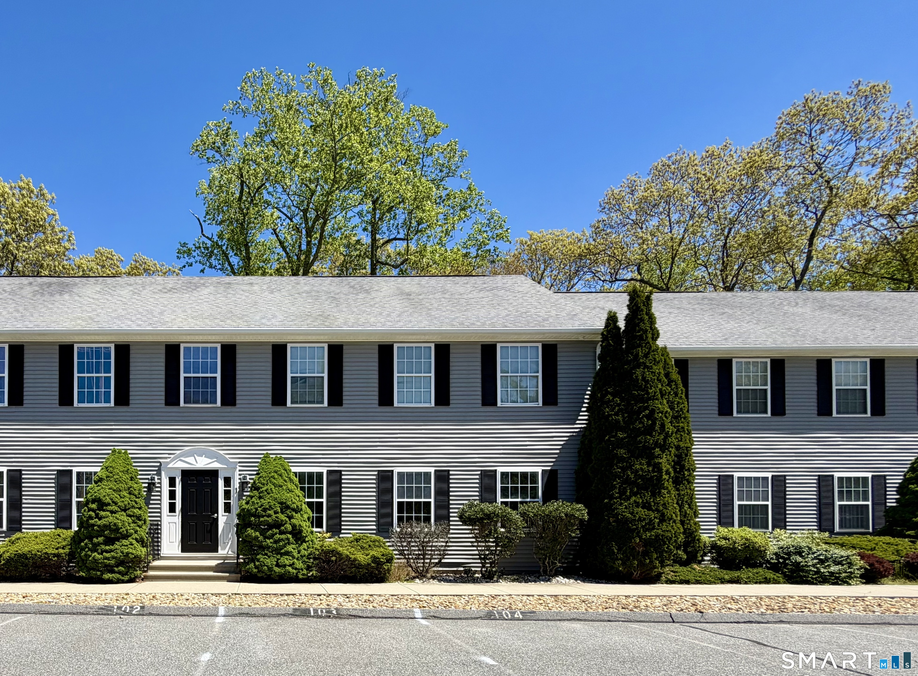 48 Kings Highway Ledyard CT 06335