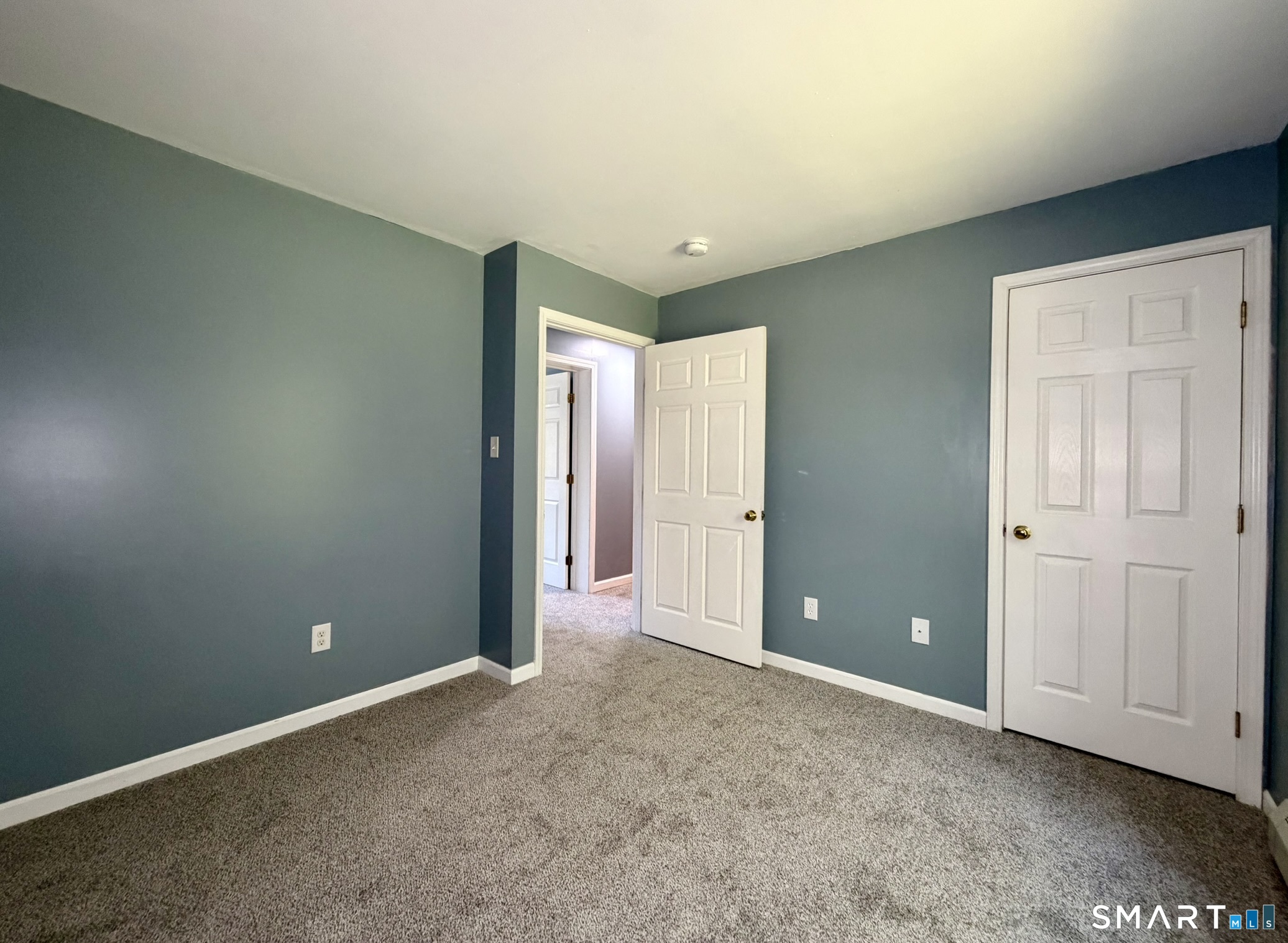 48 Kings Highway Ledyard CT 06335