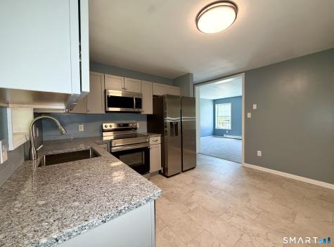 48 Kings Highway Ledyard CT 06335