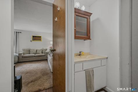 10 Lakeside Drive Ledyard CT 06339