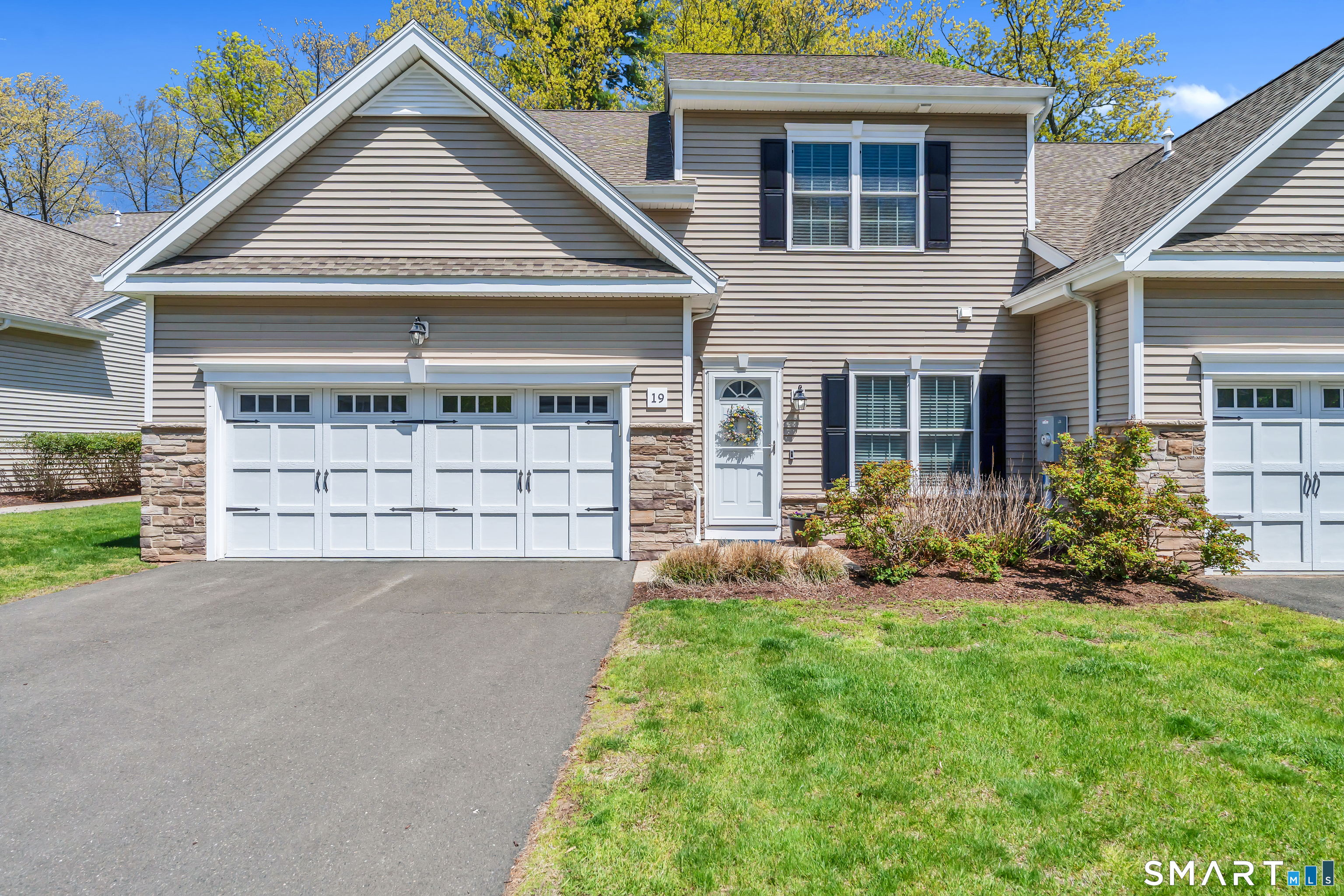 19 Brighton Park Way Bloomfield CT 06002