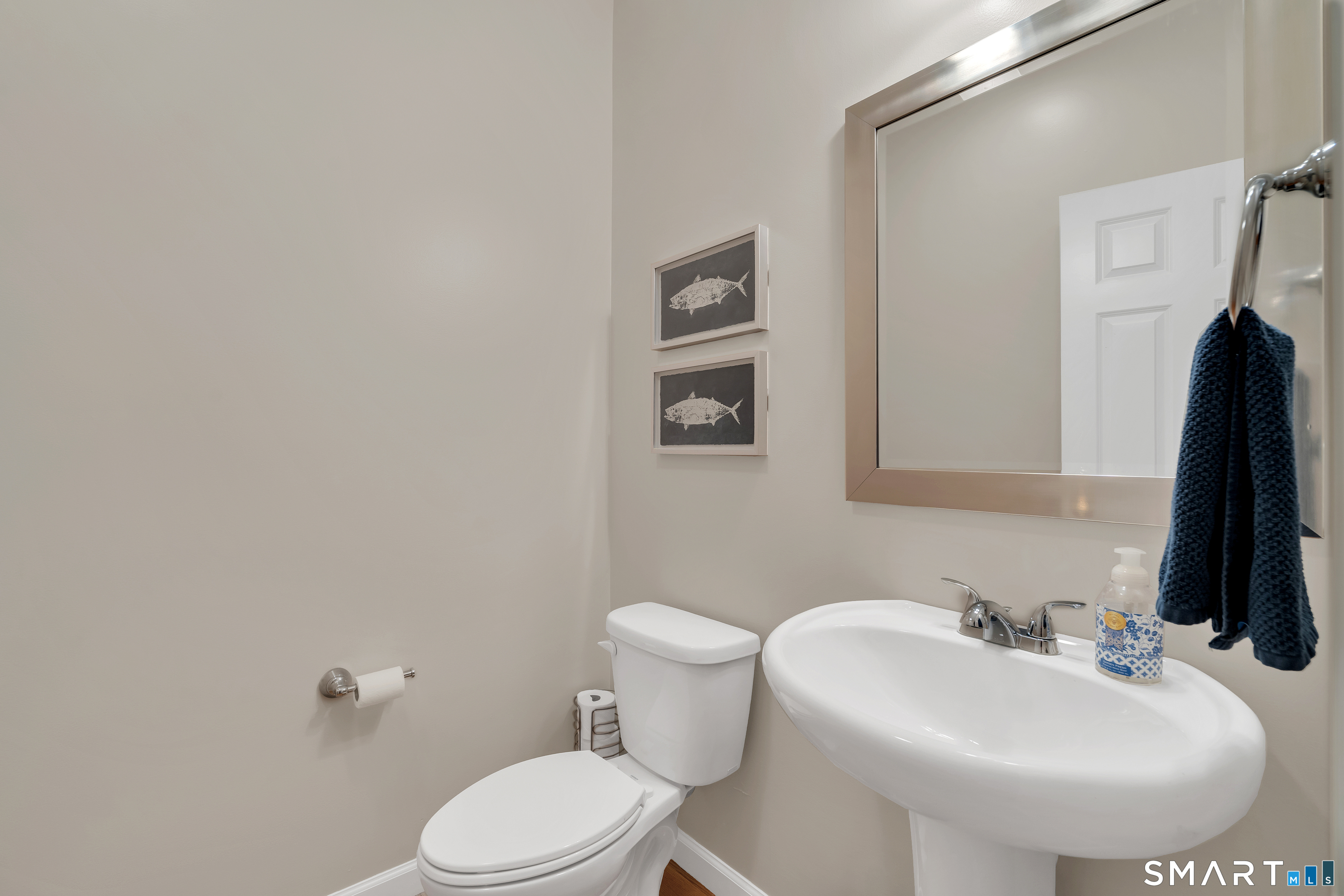 19 Brighton Park Way Bloomfield CT 06002