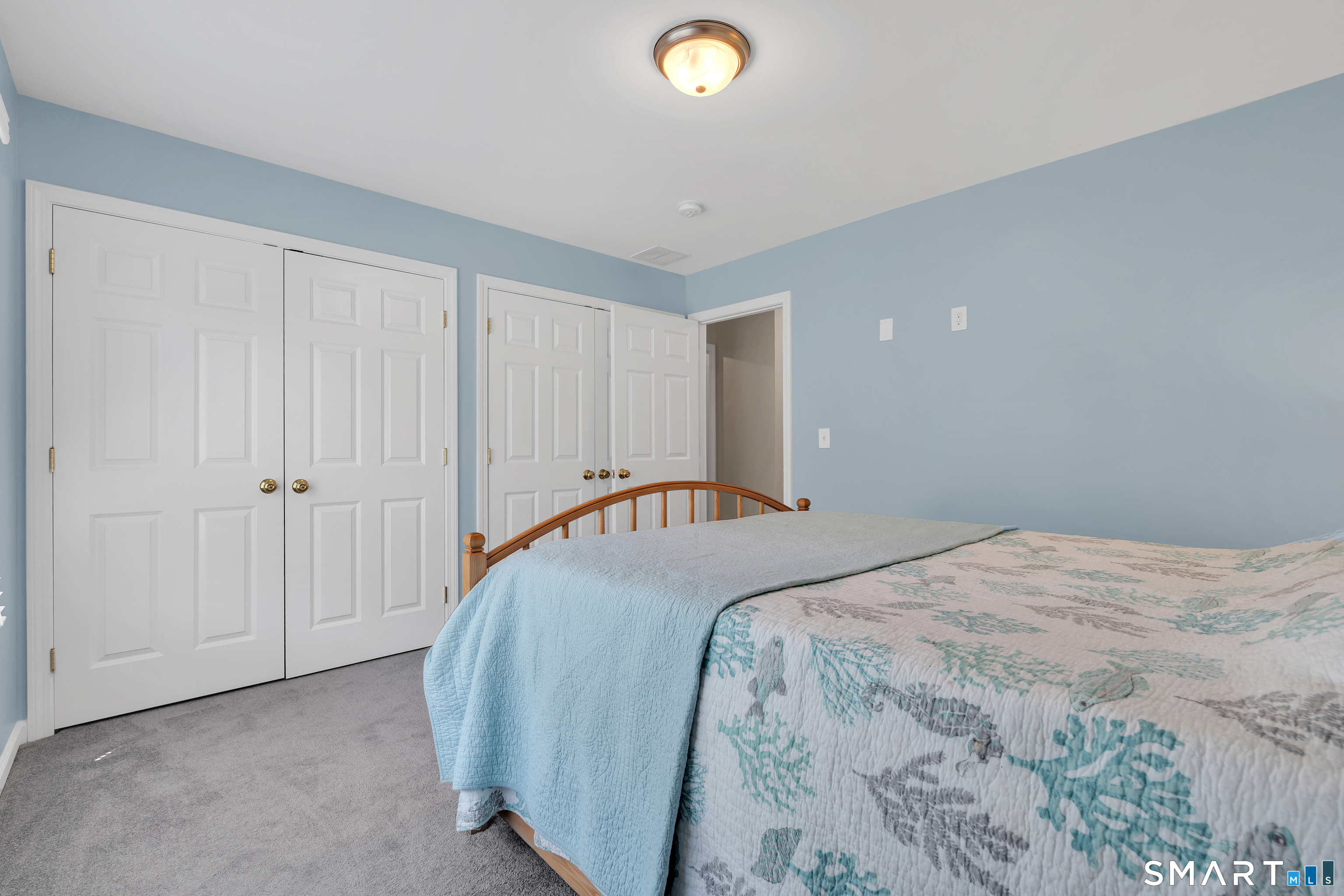 19 Brighton Park Way Bloomfield CT 06002