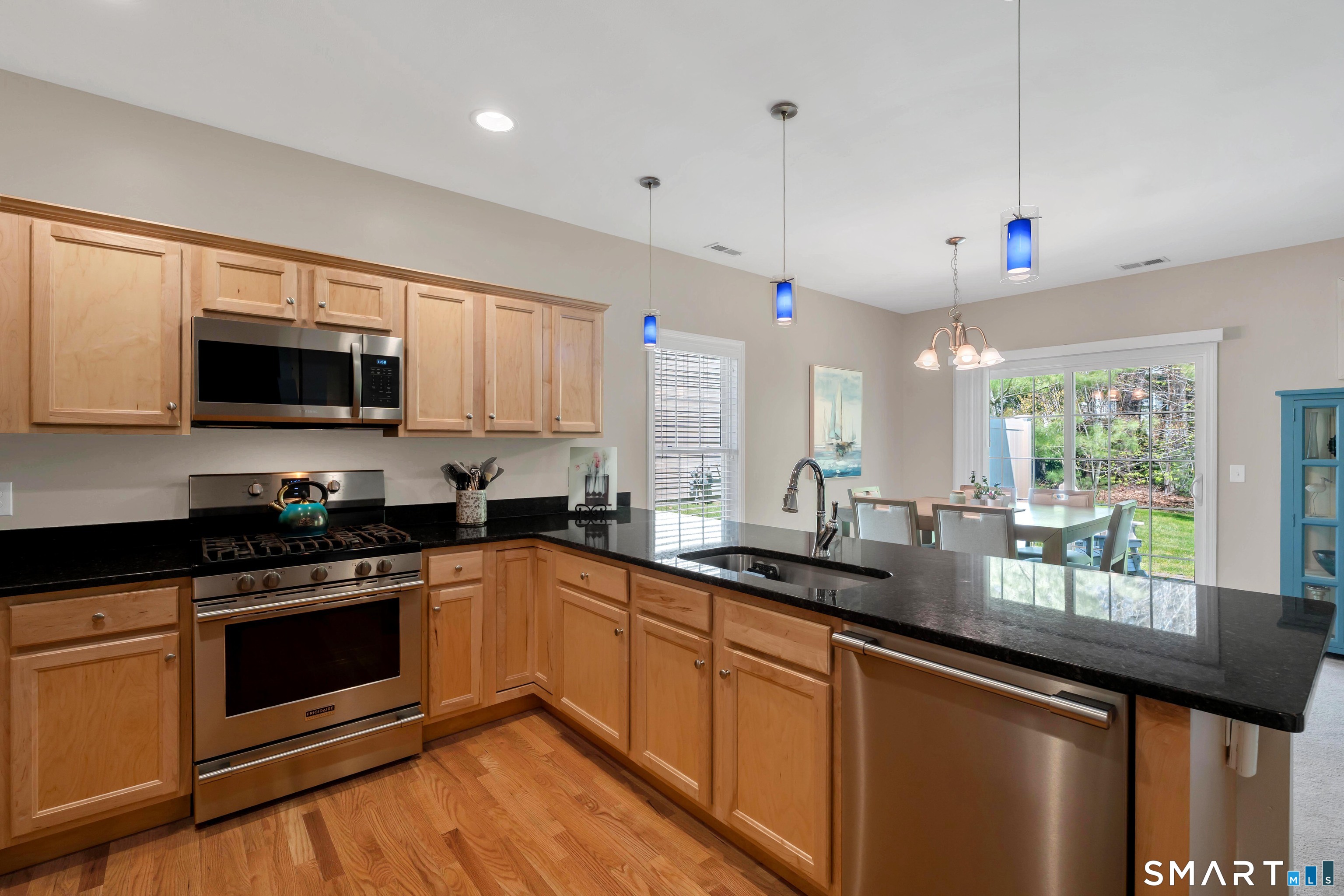 19 Brighton Park Way Bloomfield CT 06002
