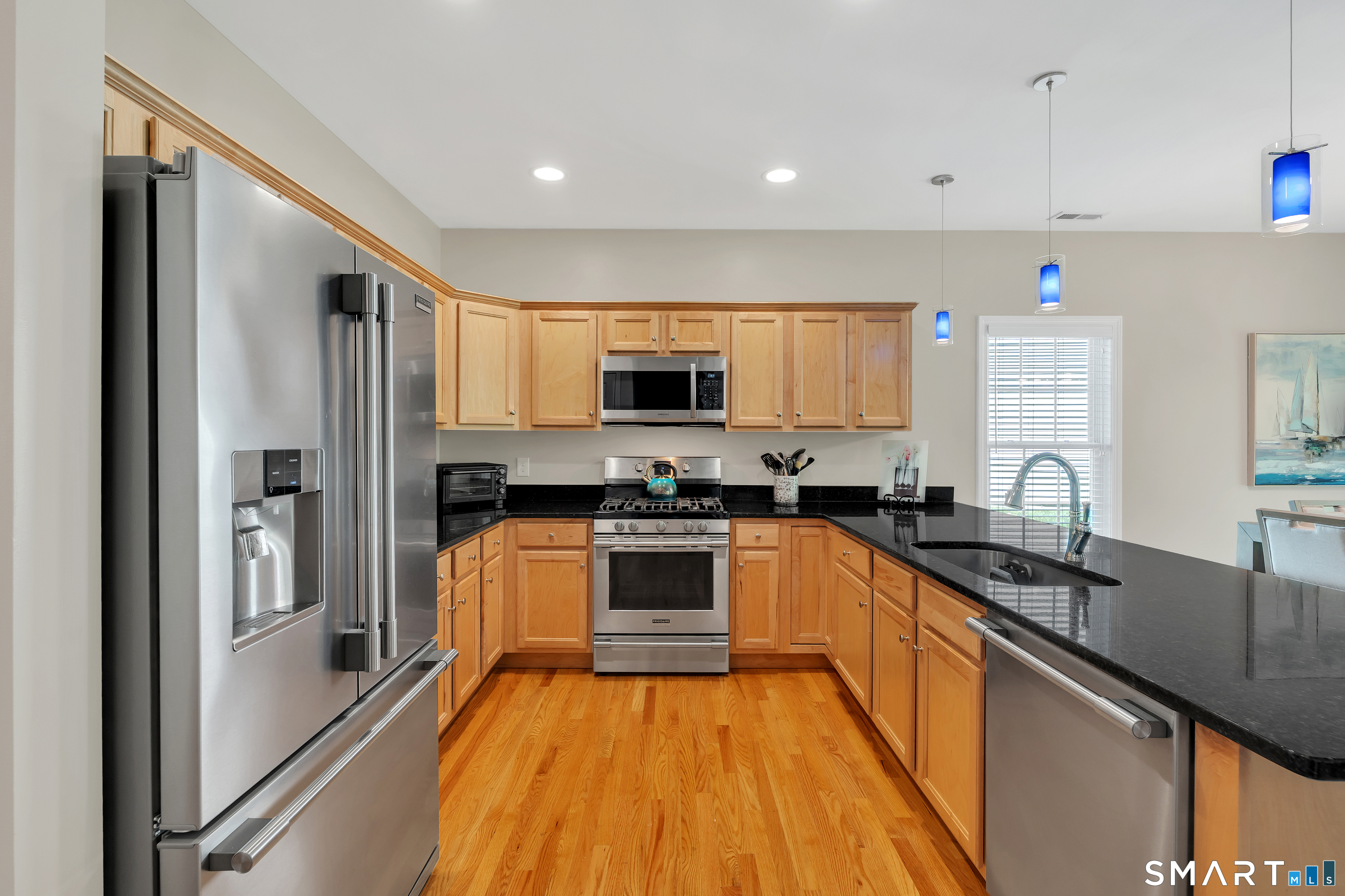 19 Brighton Park Way Bloomfield CT 06002