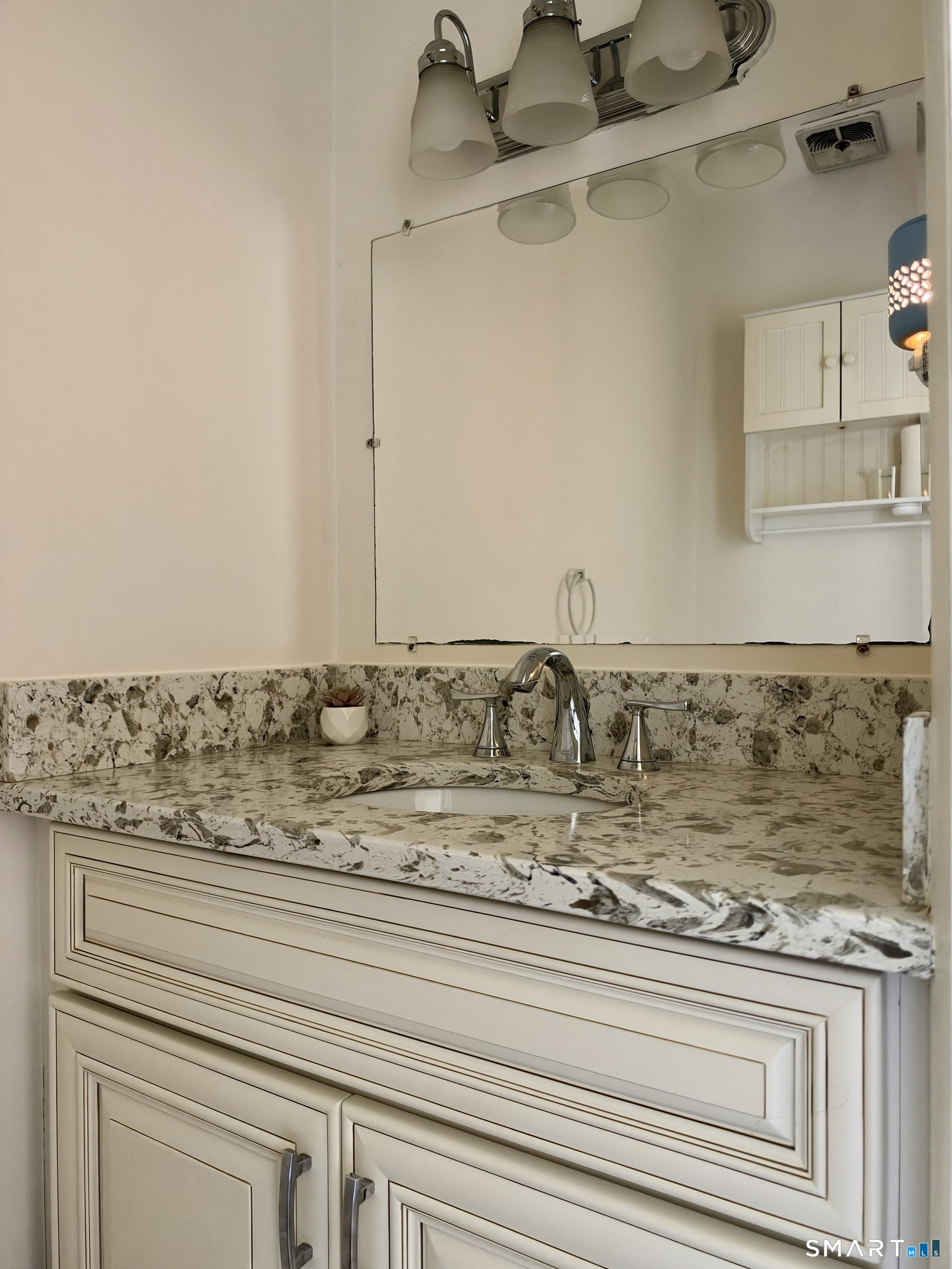 113 Florence Road Branford CT 06405