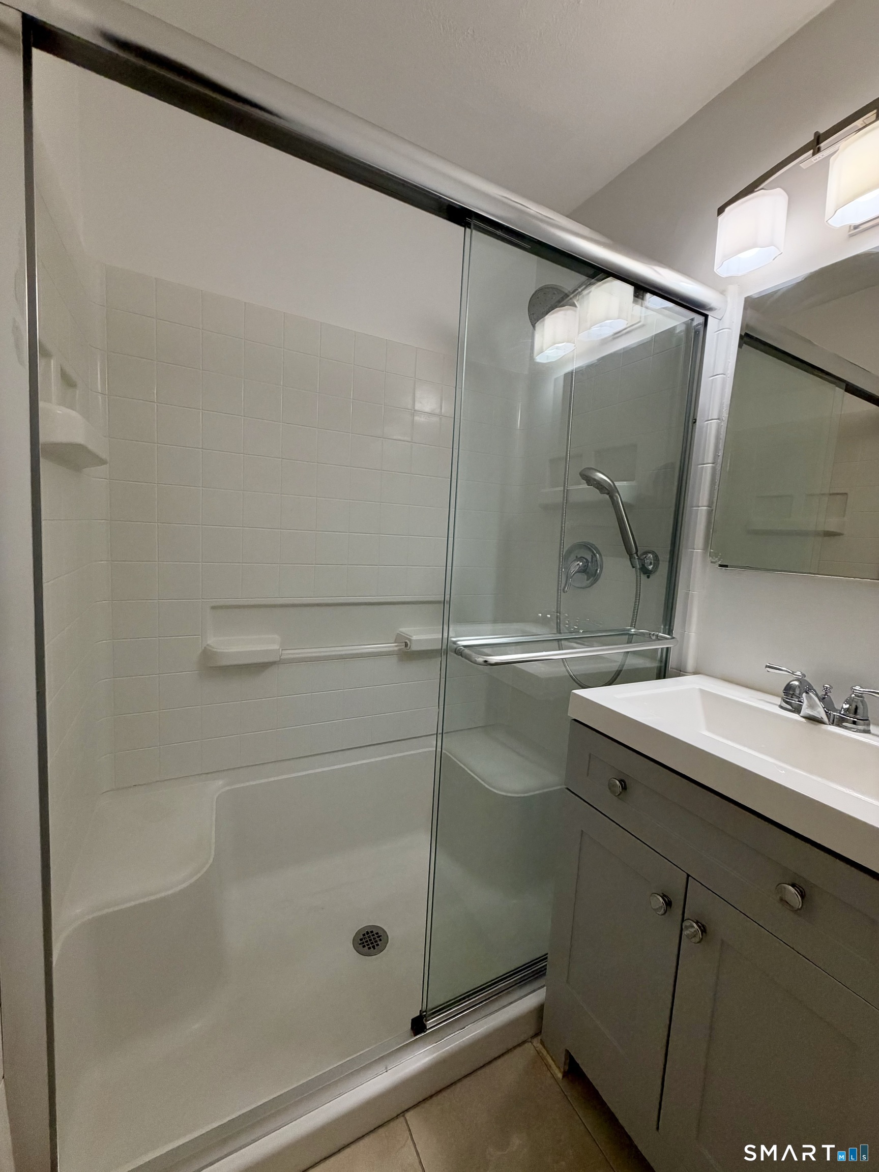 113 Florence Road Branford CT 06405