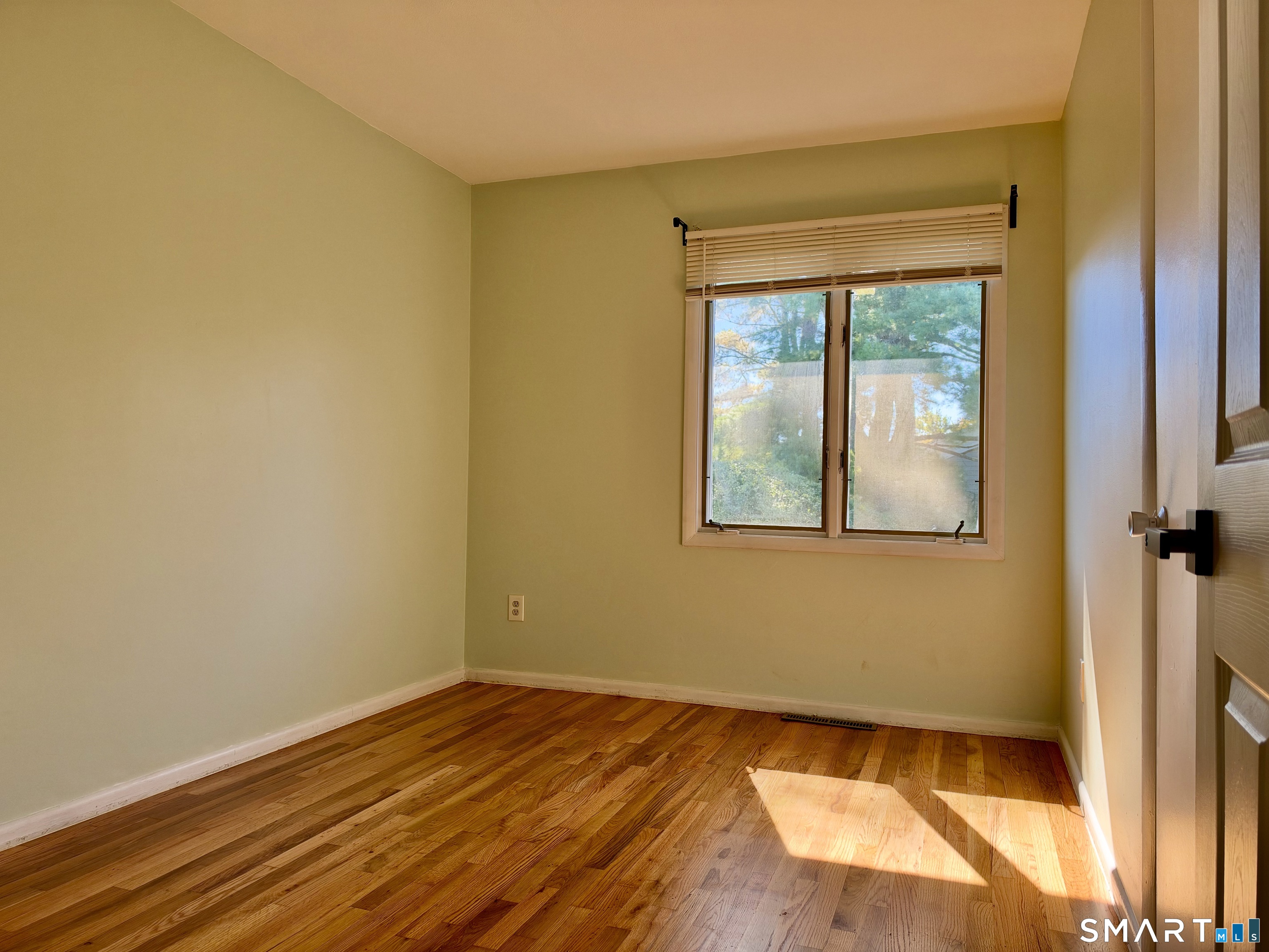 113 Florence Road Branford CT 06405