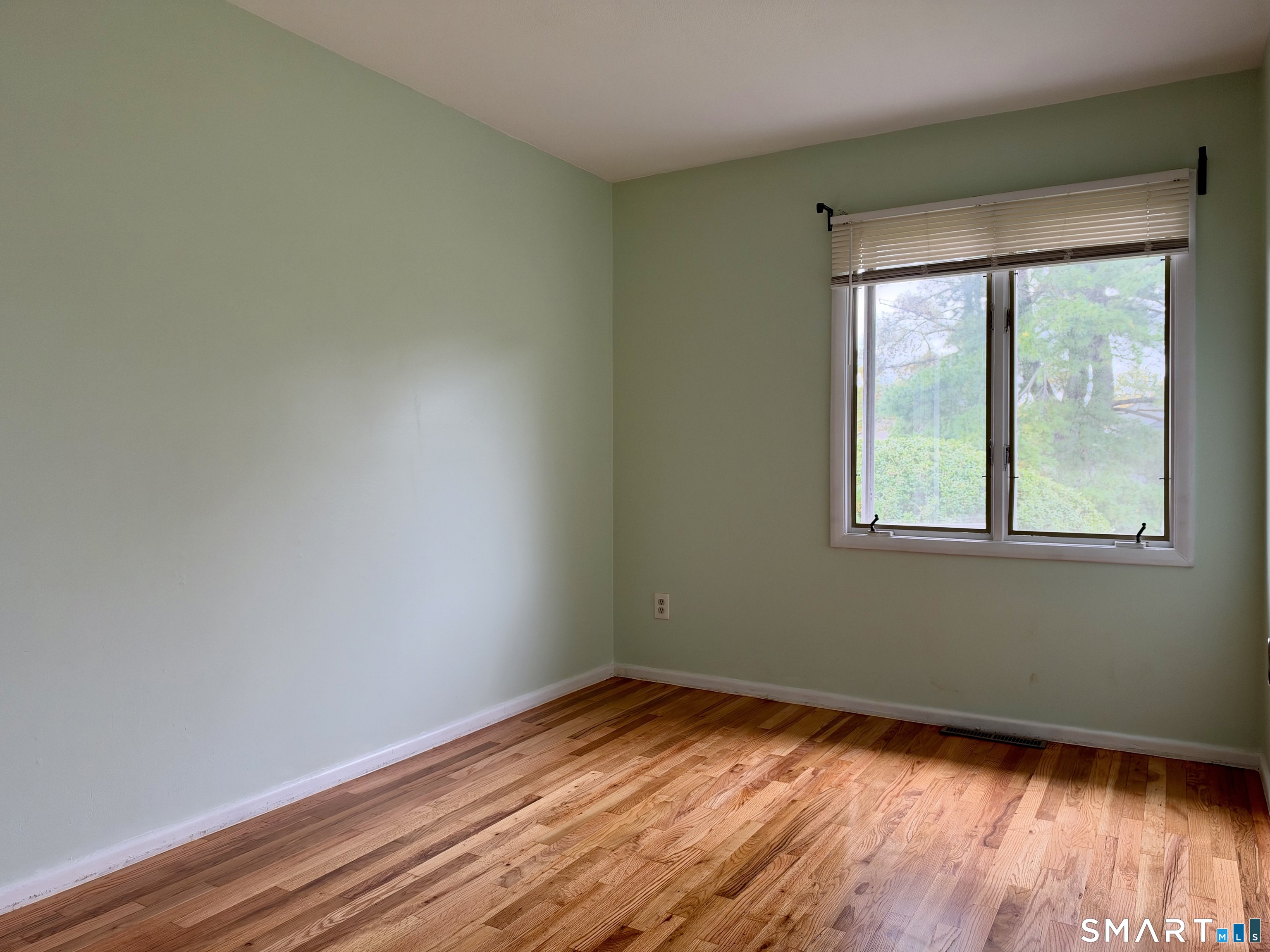 113 Florence Road Branford CT 06405